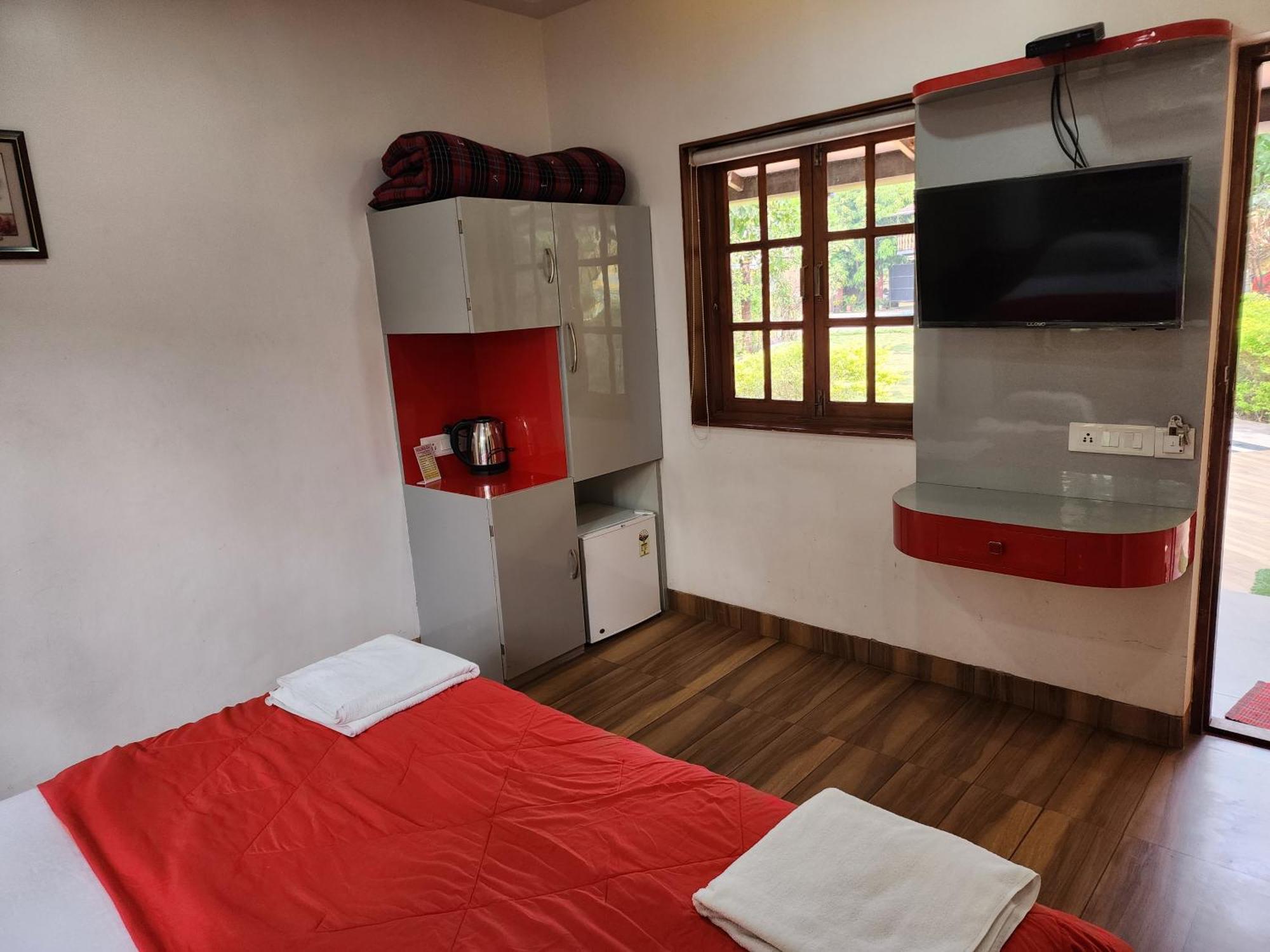 Red Stone Resort Alibag Luaran gambar