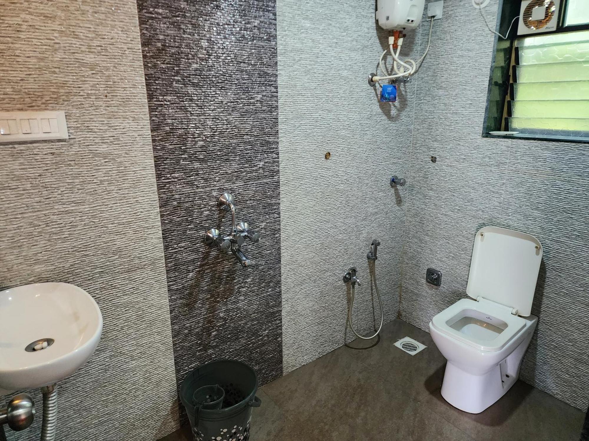 Red Stone Resort Alibag Luaran gambar